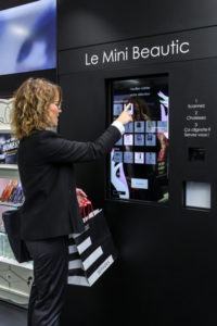 Sephora's first Flash connected store in Paris.