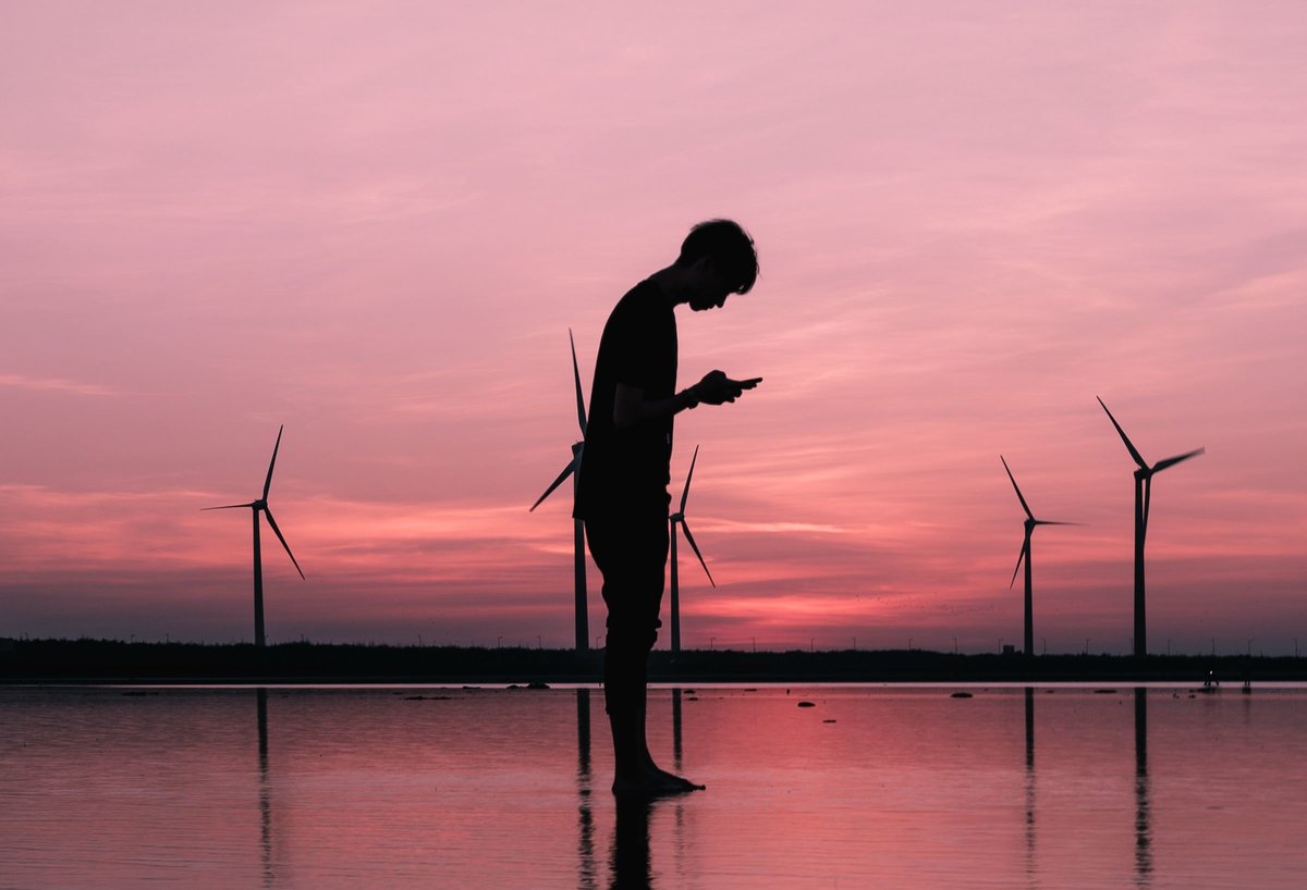 modern wind turbines